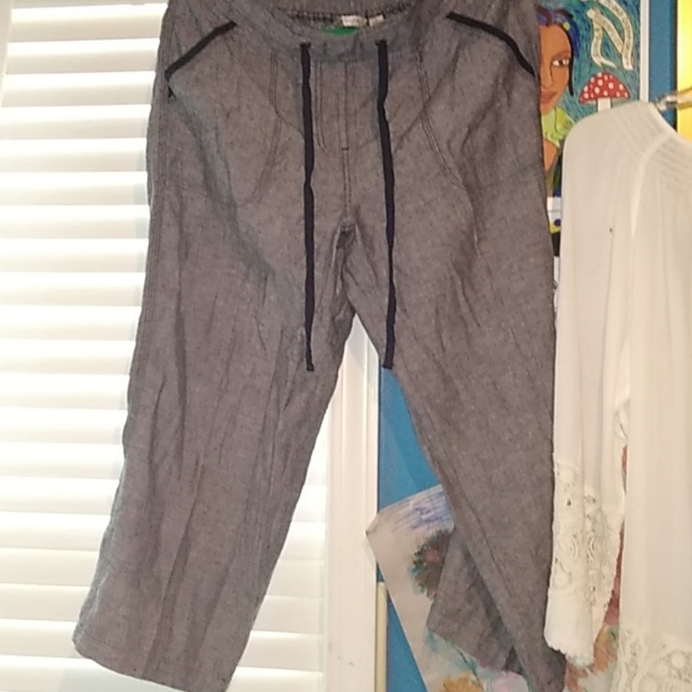 Like new crop pant